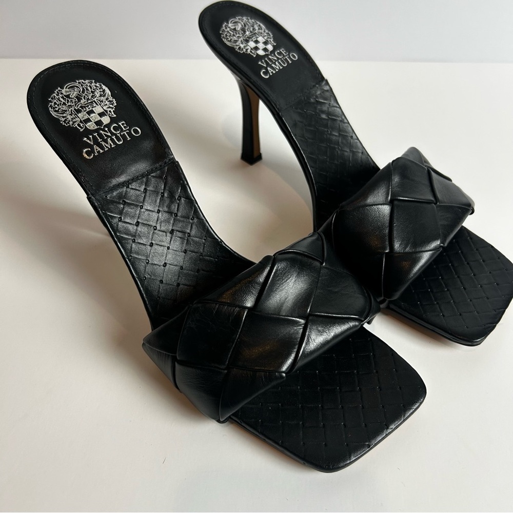 Vince Camuto Brelanie Braided strap sandal black leather upper size: 11